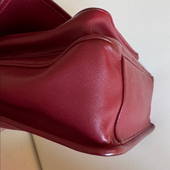 Saint Laurent RARE Burgundy Niki Medium Leather Bag with Gold Tone Hardware - Picture 9 of 17